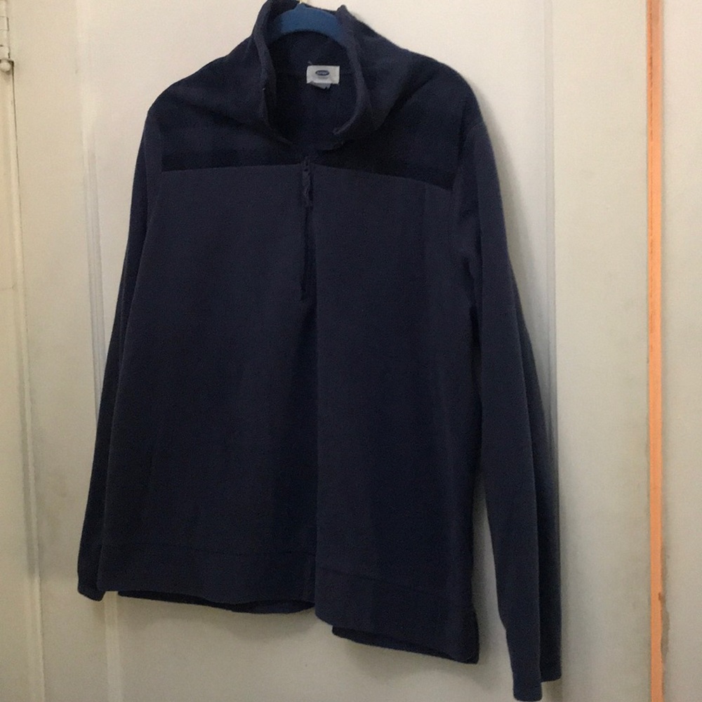 Old navy women’s fleece sweatshirt